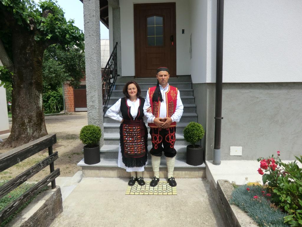 Ethno House Izvor Otel Vrelo Koreničko Dış mekan fotoğraf