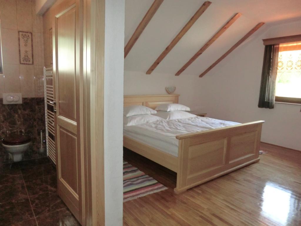 Ethno House Izvor Otel Vrelo Koreničko Dış mekan fotoğraf