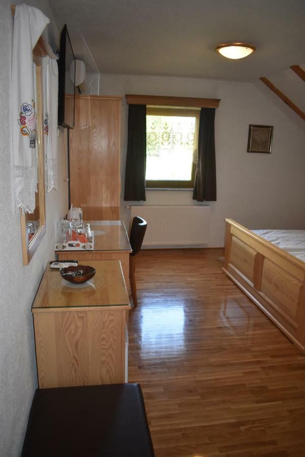 Ethno House Izvor Otel Vrelo Koreničko Dış mekan fotoğraf
